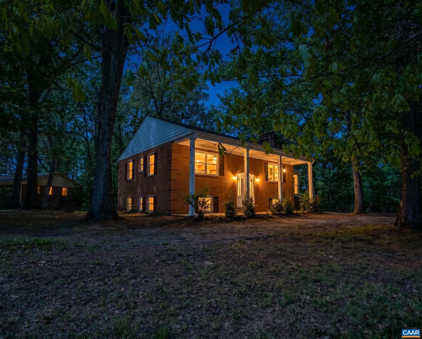 337 Carrsbrook Dr photo 3