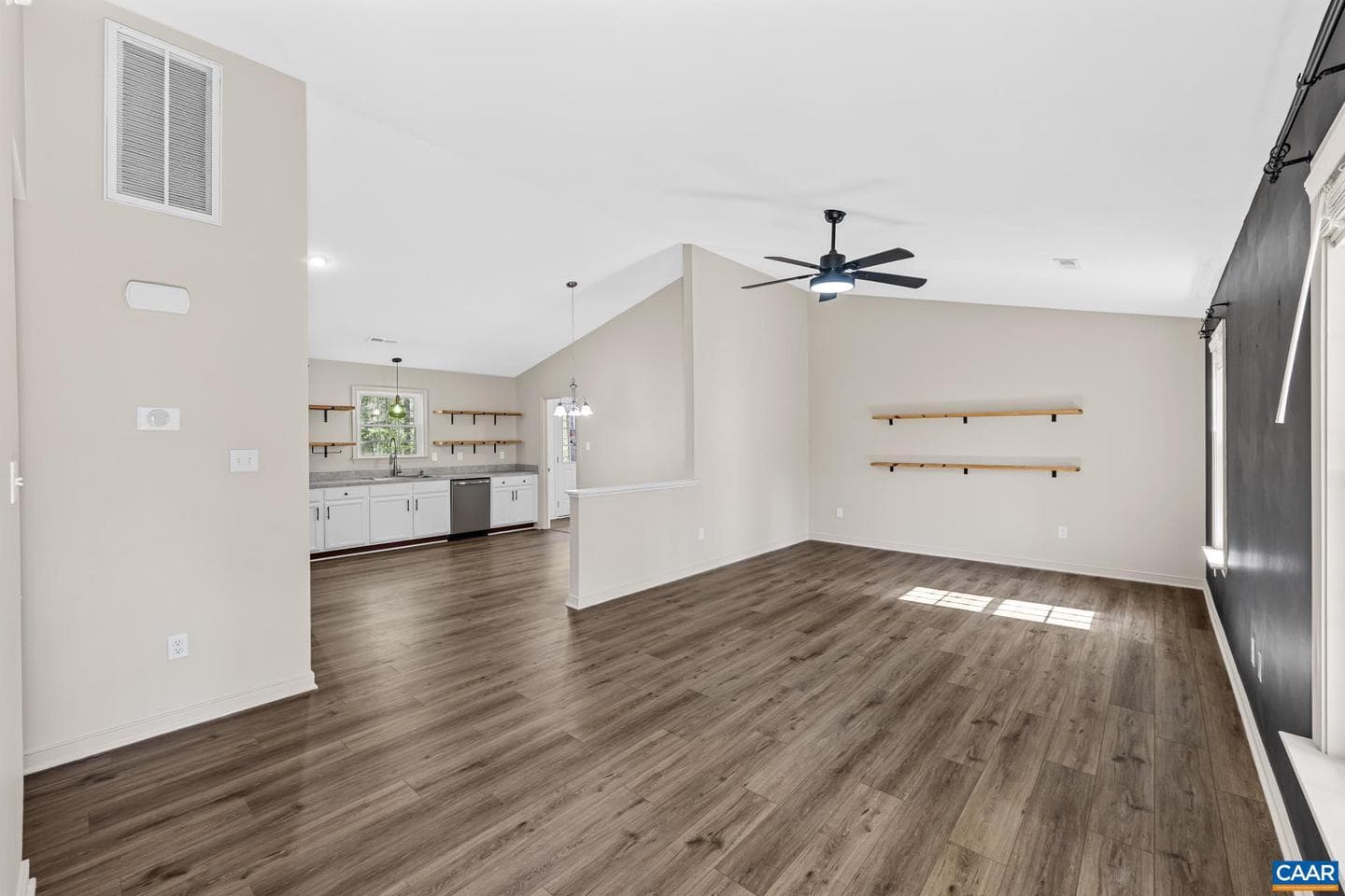 270 Winding Ridge Way photo 4