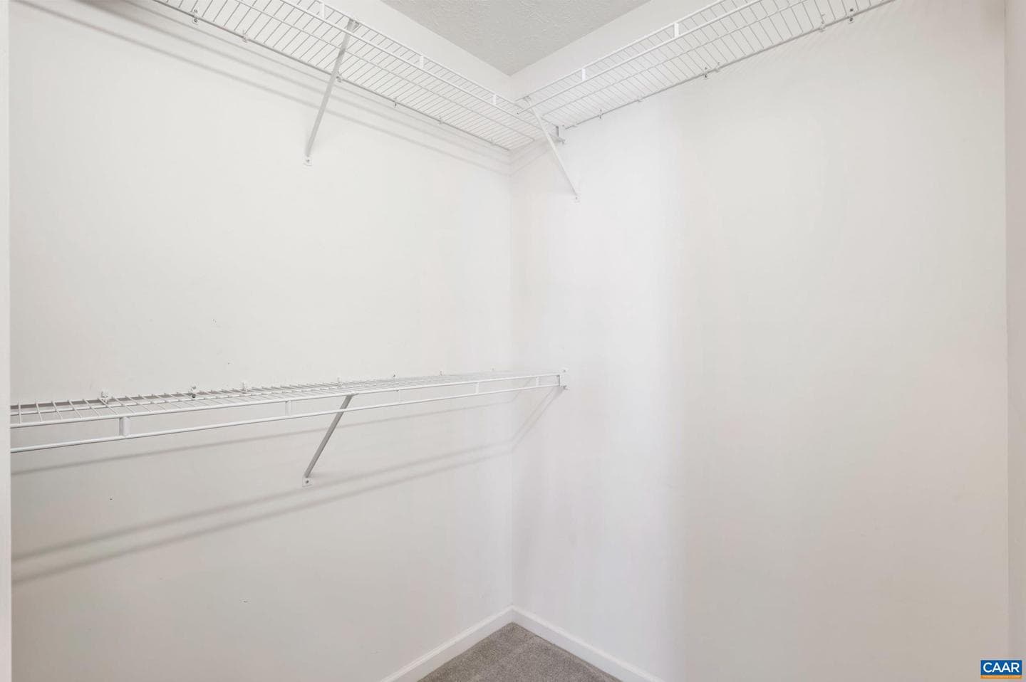 225 Mayfield Ln photo 19