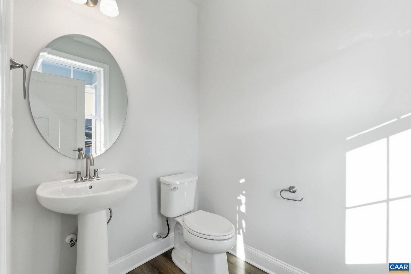 128b Marcella St photo 5