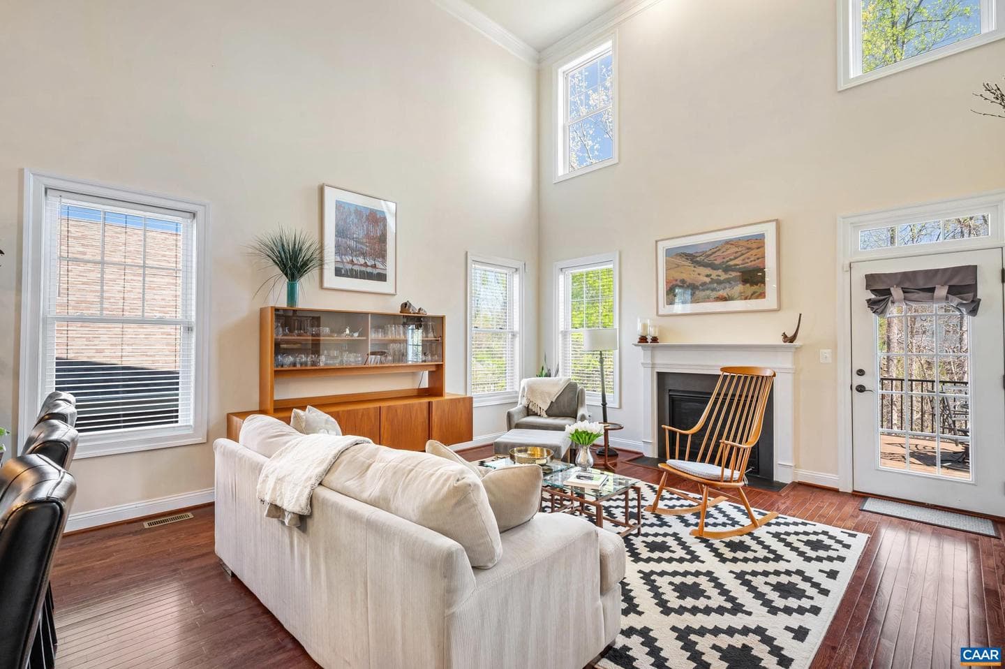 1238 Penfield Ln photo 9