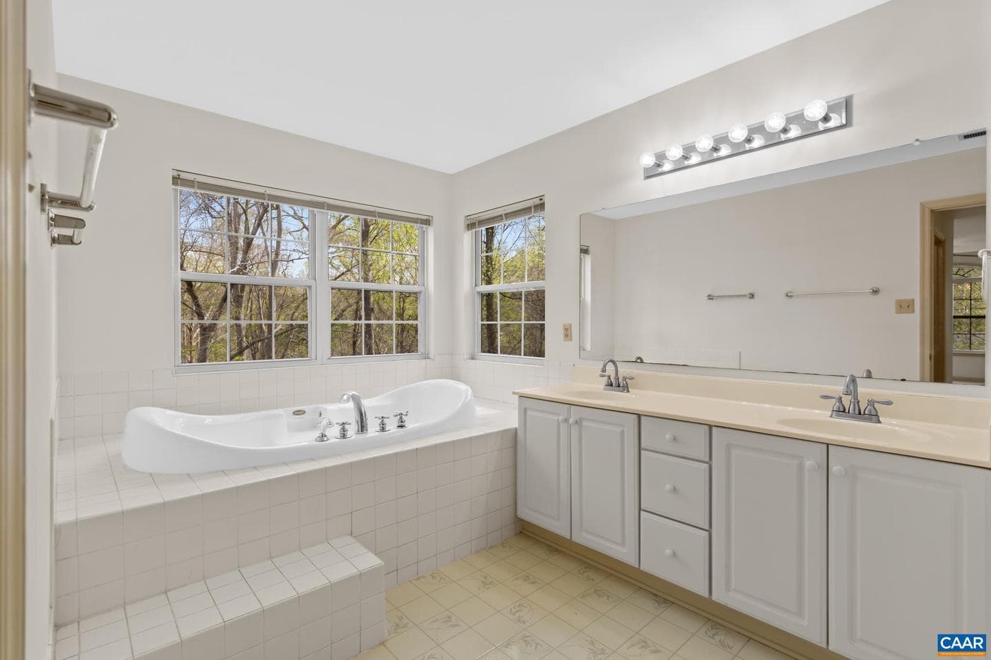 58 Oak Terrace Dr photo 29