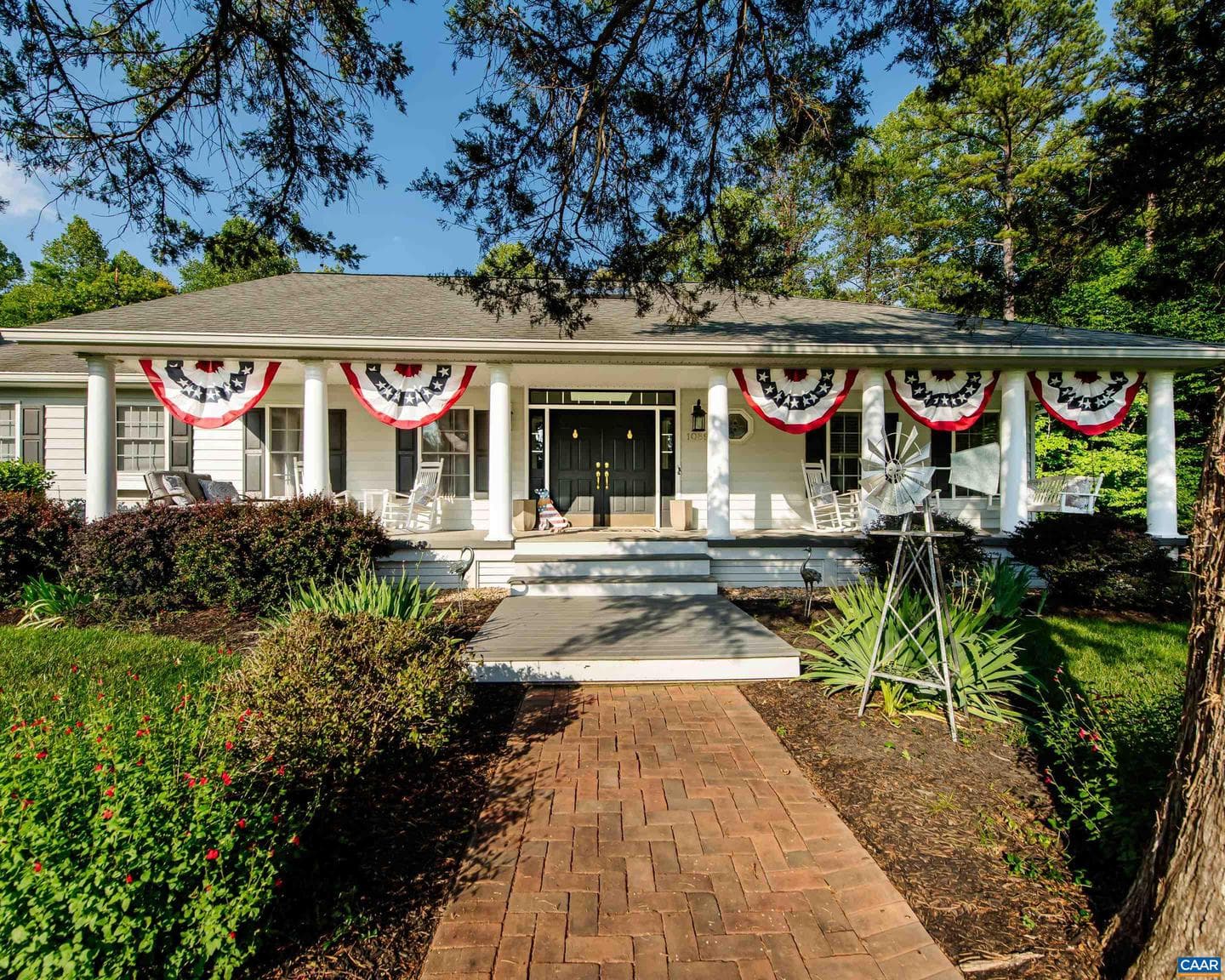 1089 Broken Island Rd, Palmyra