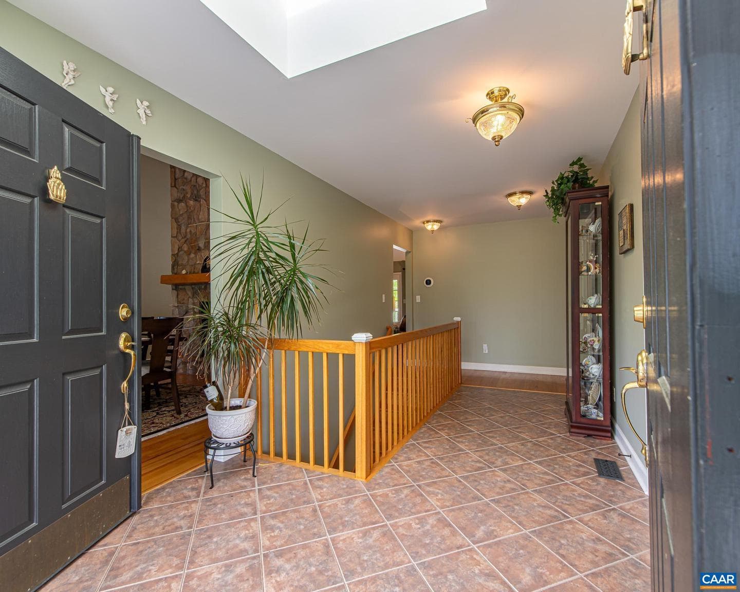 1089 Broken Island Rd photo 16