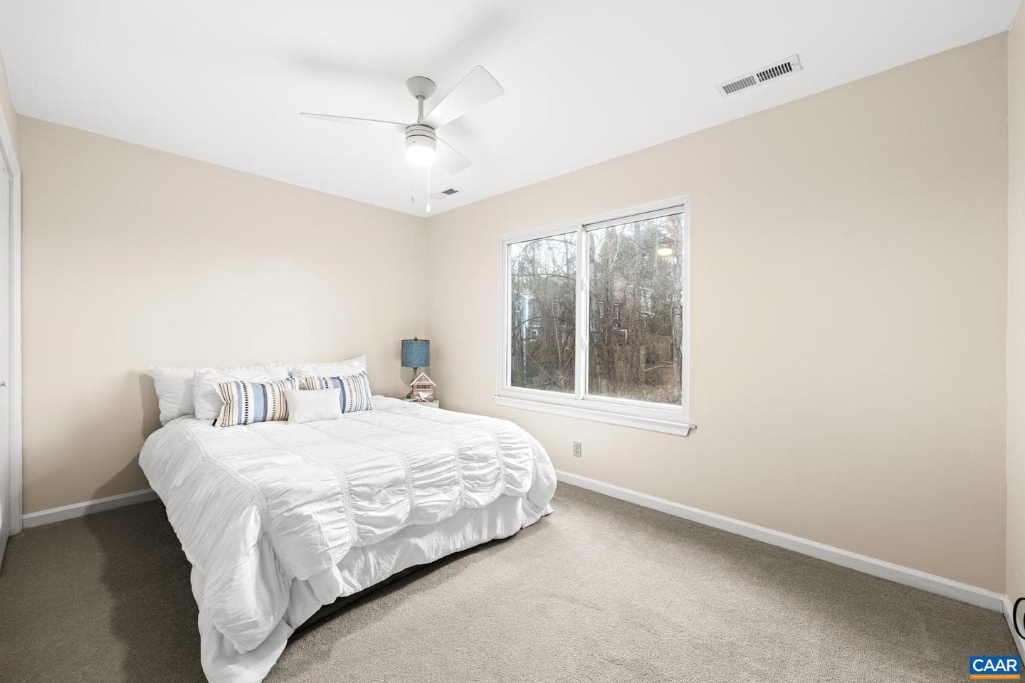 919 Stonehenge Rd photo 15