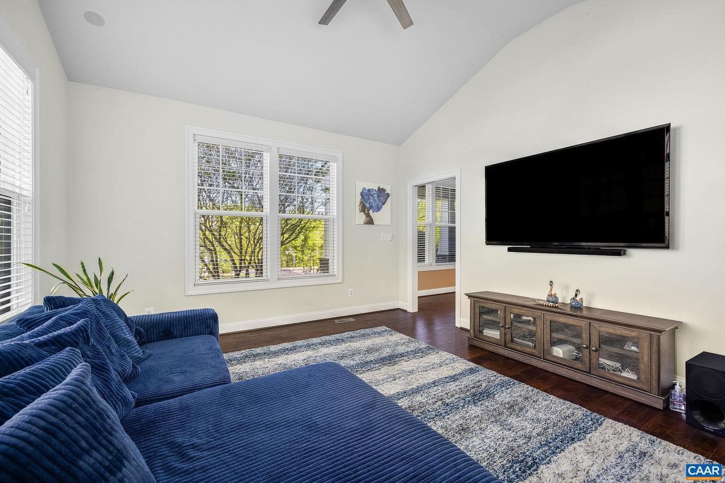 1630 Victor Pl photo 31