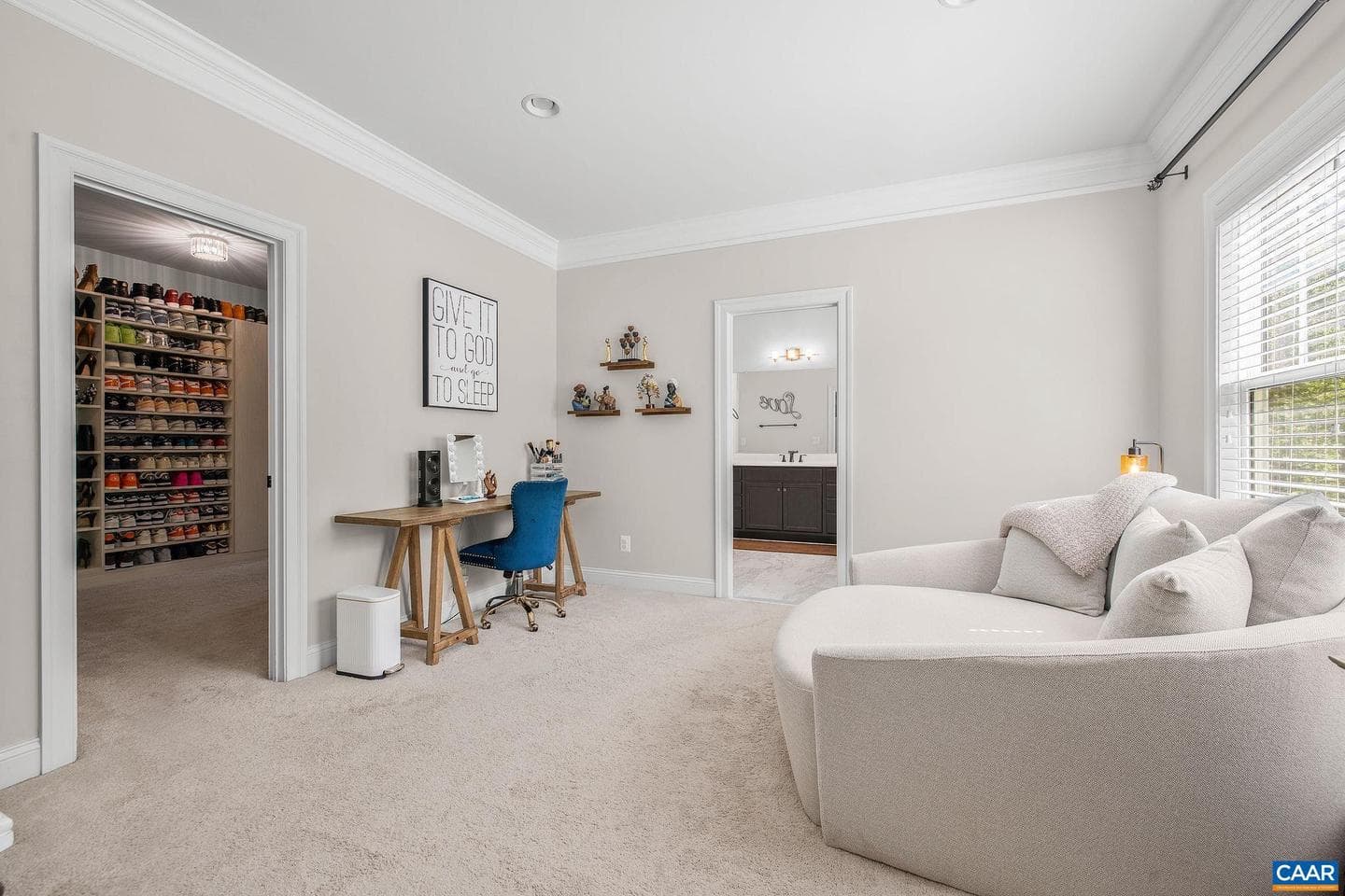 1630 Victor Pl photo 36