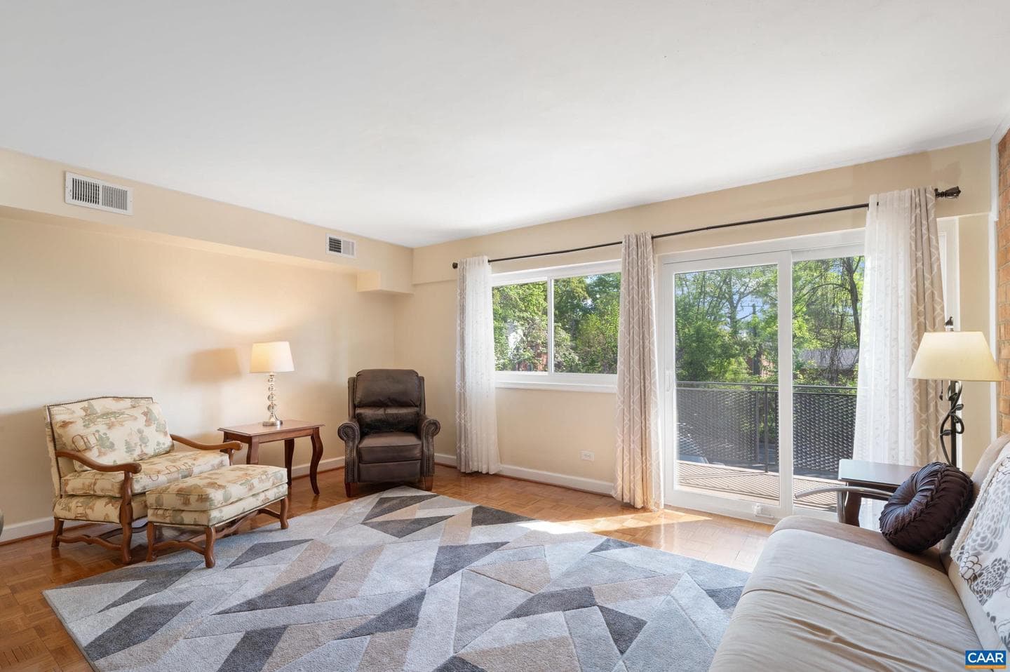 1800 Jefferson Park Ave #54 photo 9