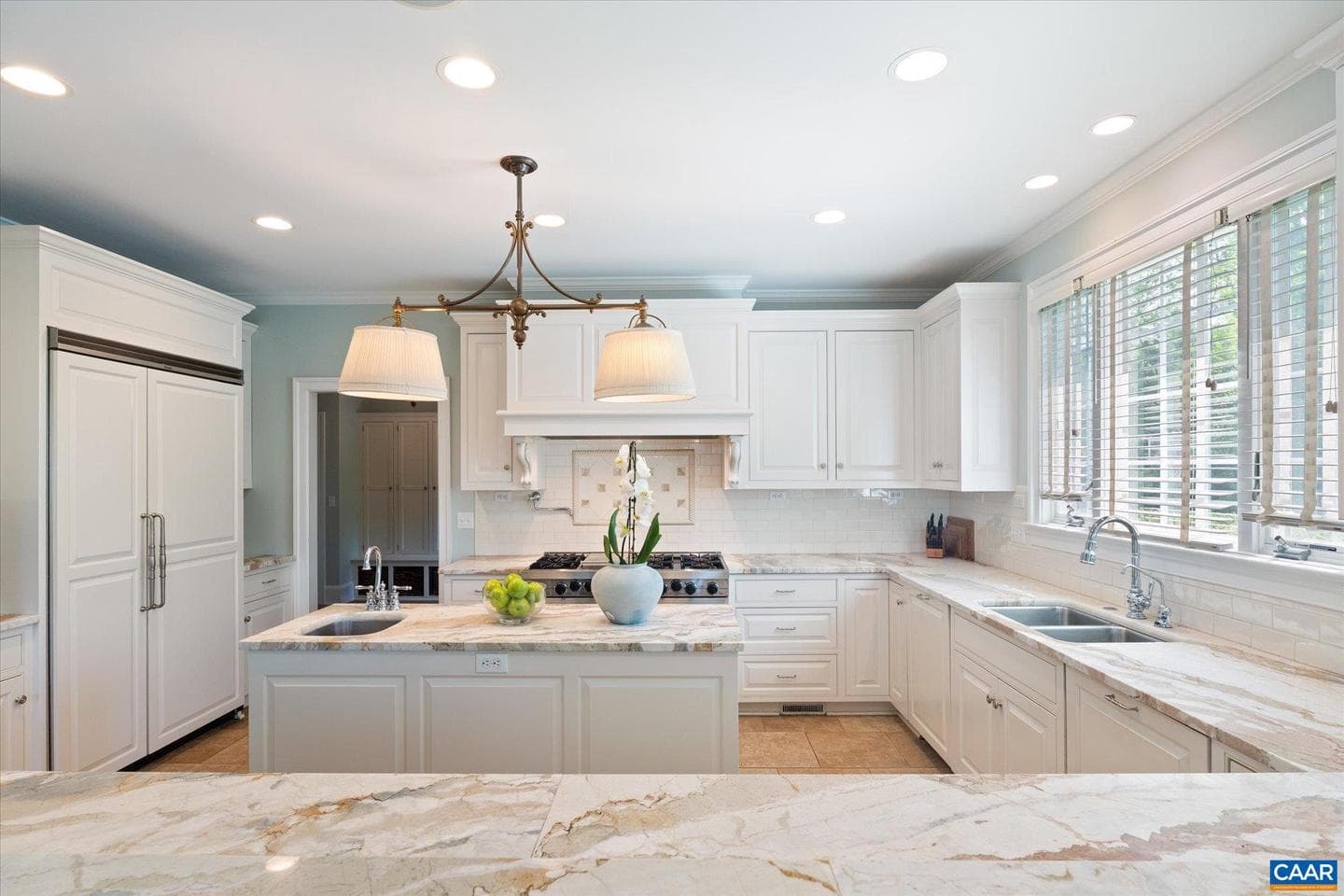 515 Rocks Farm Dr photo 11