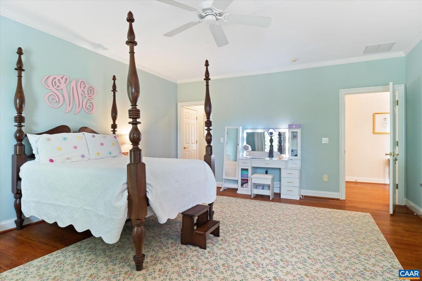 515 Rocks Farm Dr photo 34
