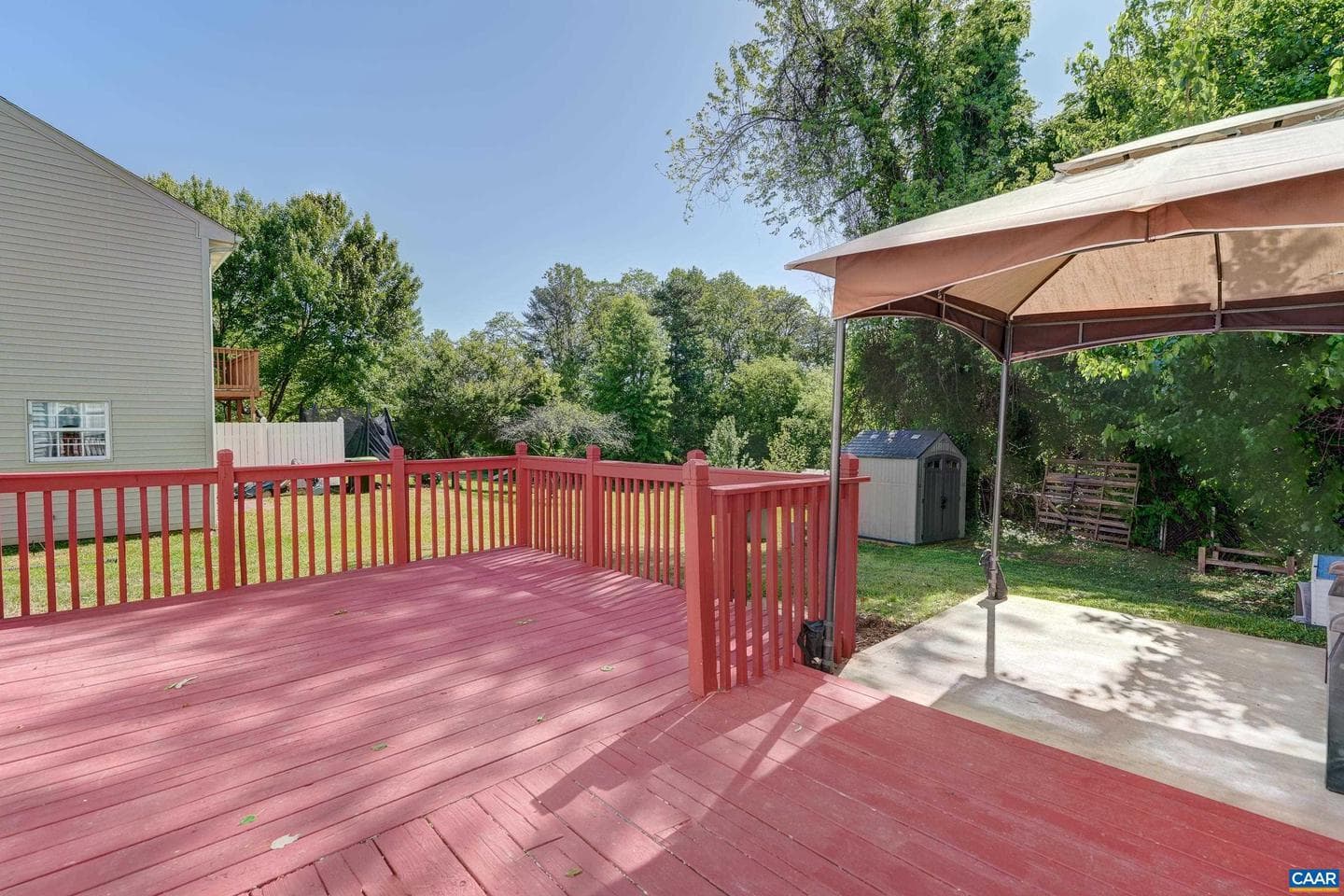 2117 Commonwealth Dr photo 3