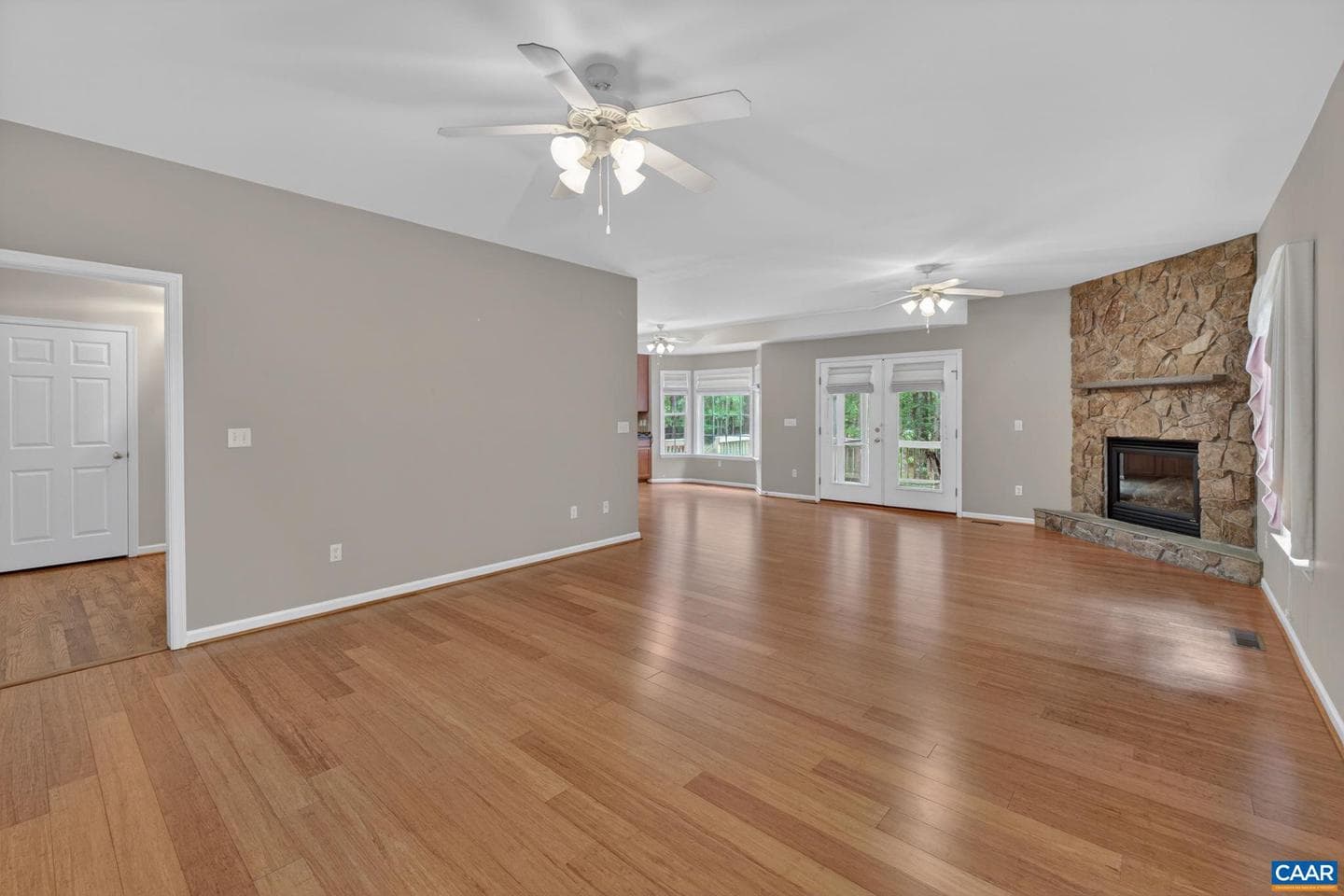 154 White Cedar Rd photo 12