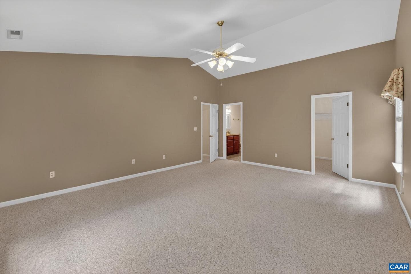 154 White Cedar Rd photo 29