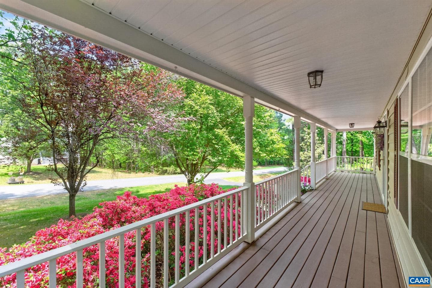 154 White Cedar Rd photo 3