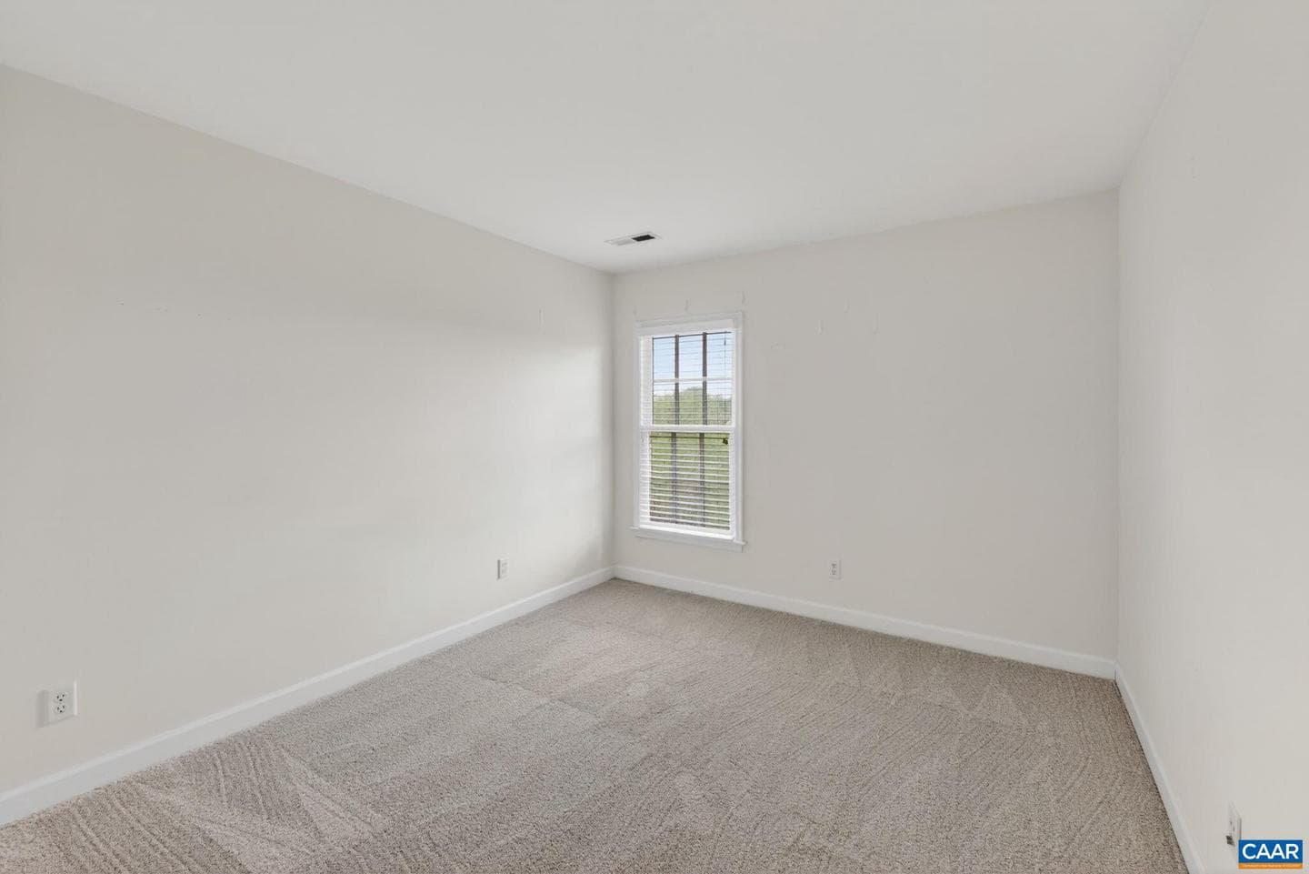 532 Summerford Ln photo 21