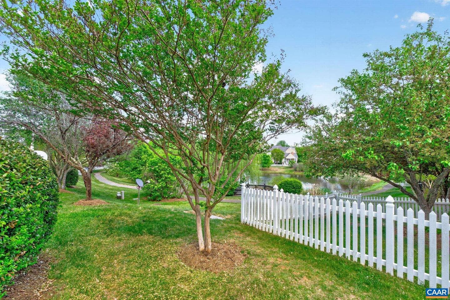 532 Summerford Ln photo 25
