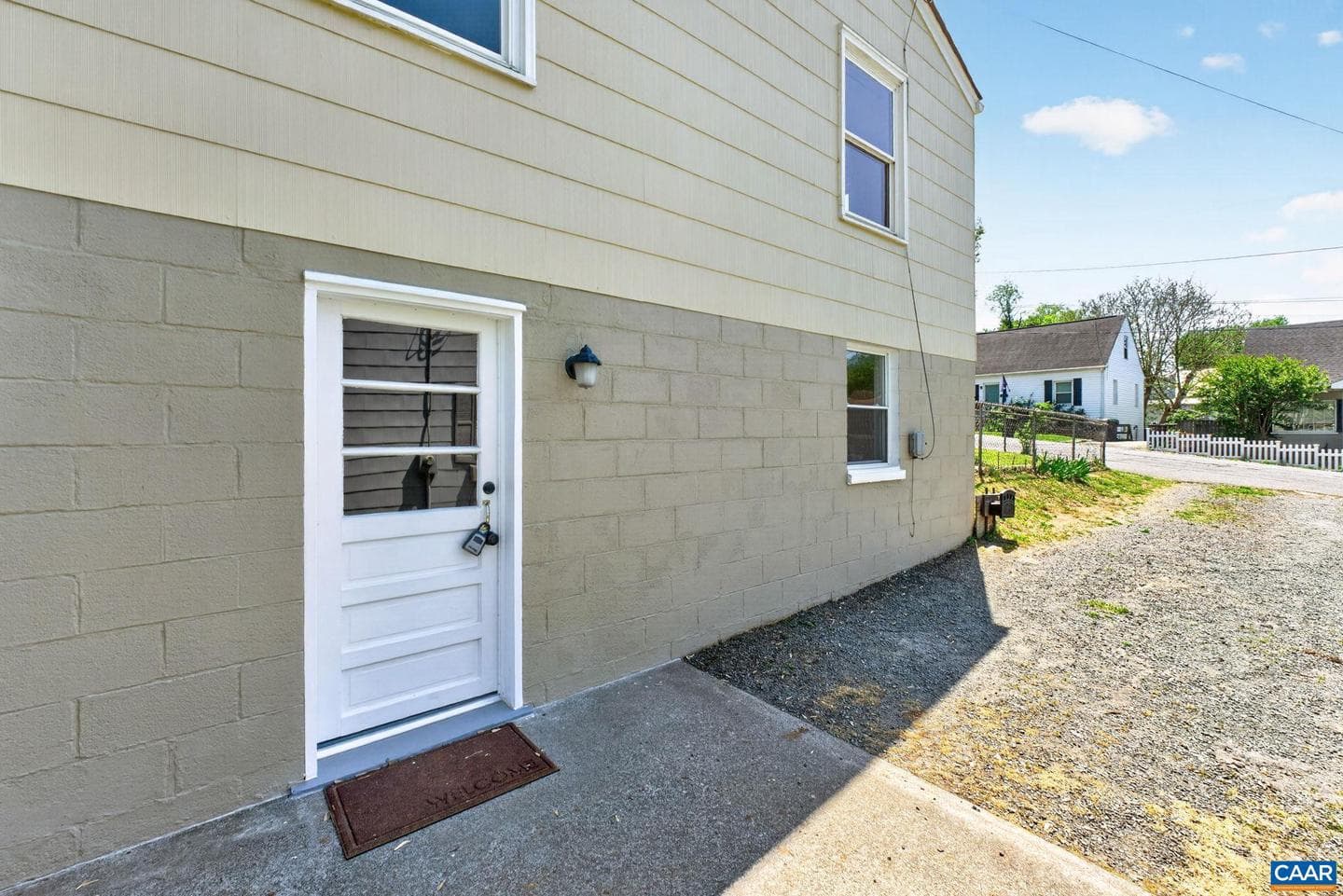 511 Stonehenge Ave photo 23