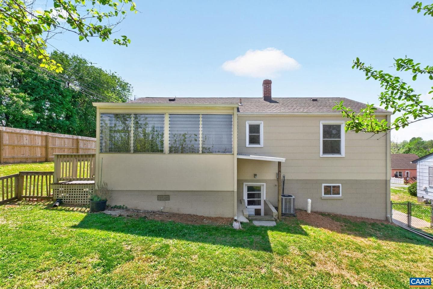 511 Stonehenge Ave photo 34