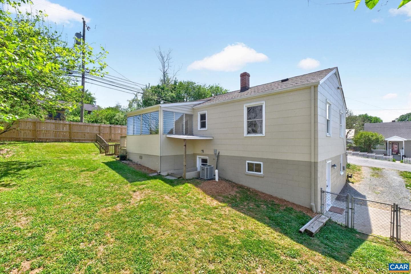 511 Stonehenge Ave photo 35