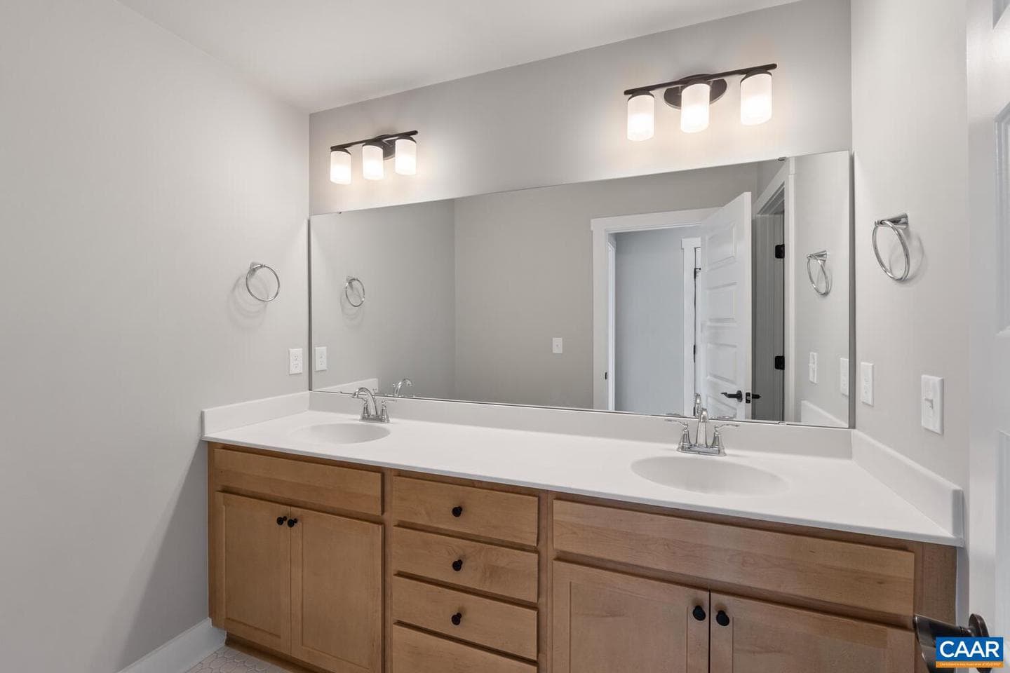 89 Renee Ln photo 21