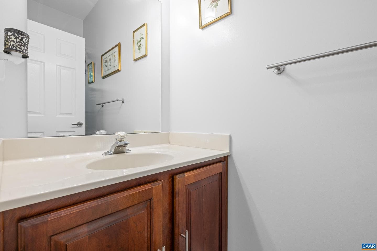 204 W Rosewood Dr photo 31