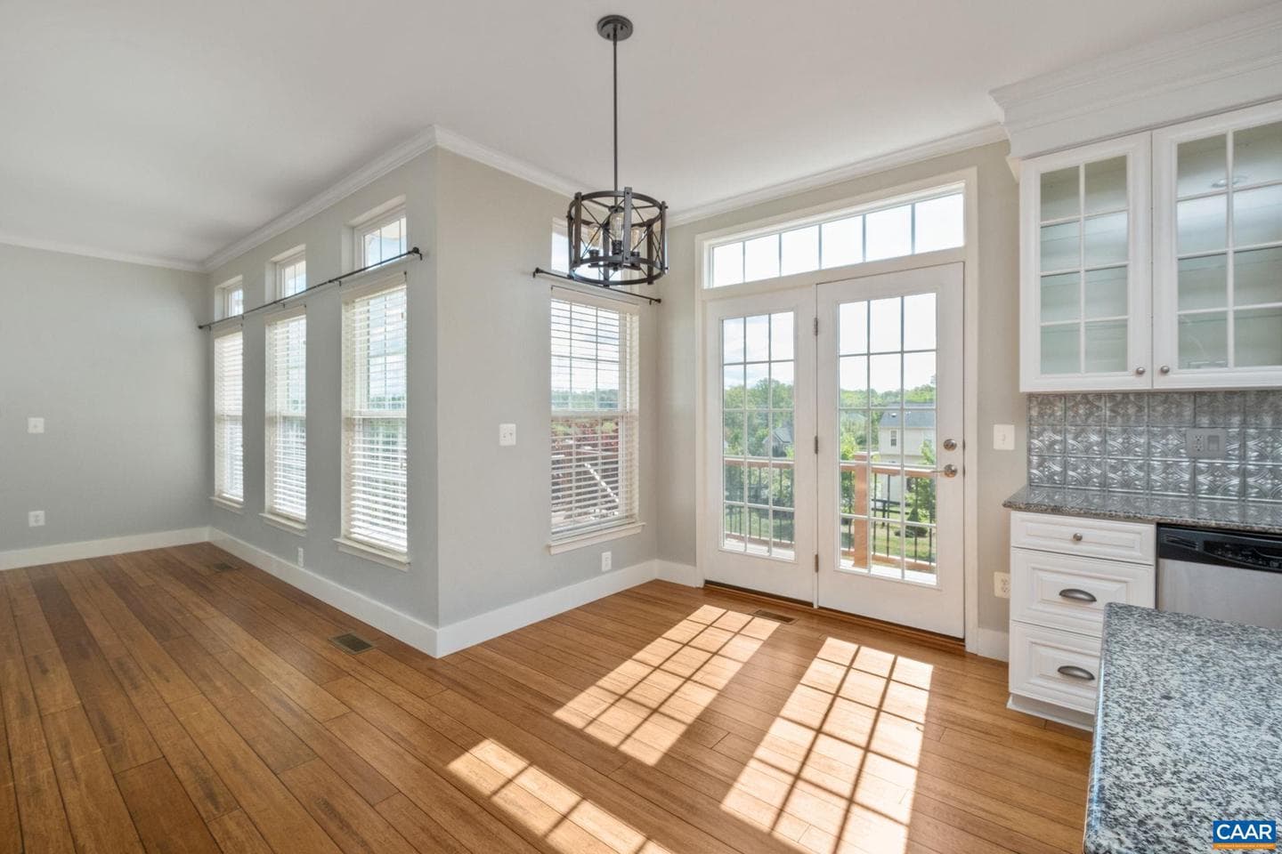 66 Elizabeth Dr photo 12