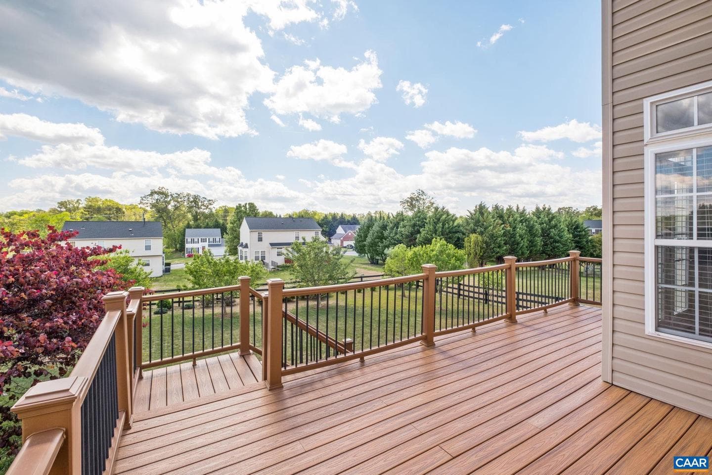 66 Elizabeth Dr photo 19