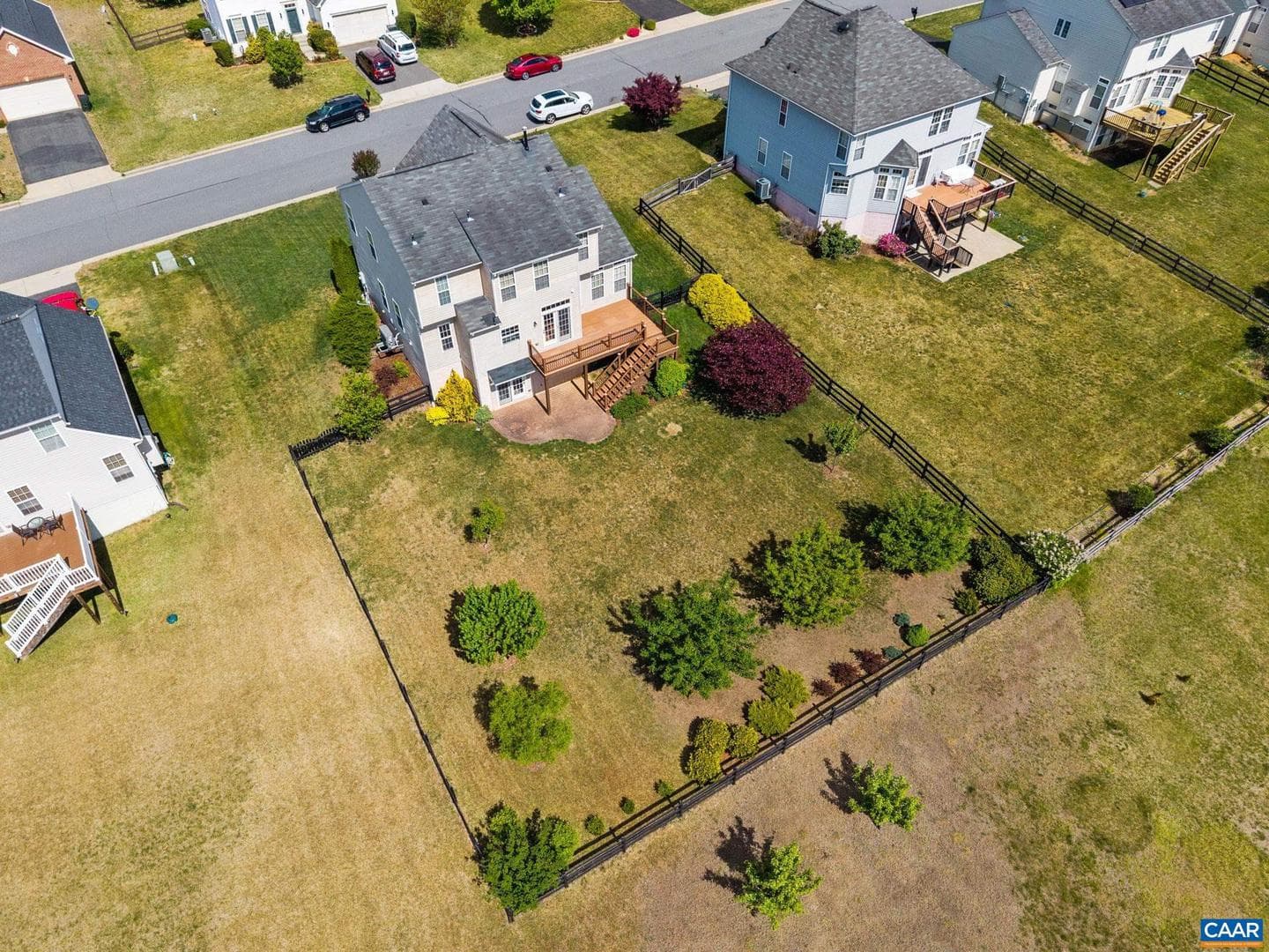 66 Elizabeth Dr photo 41