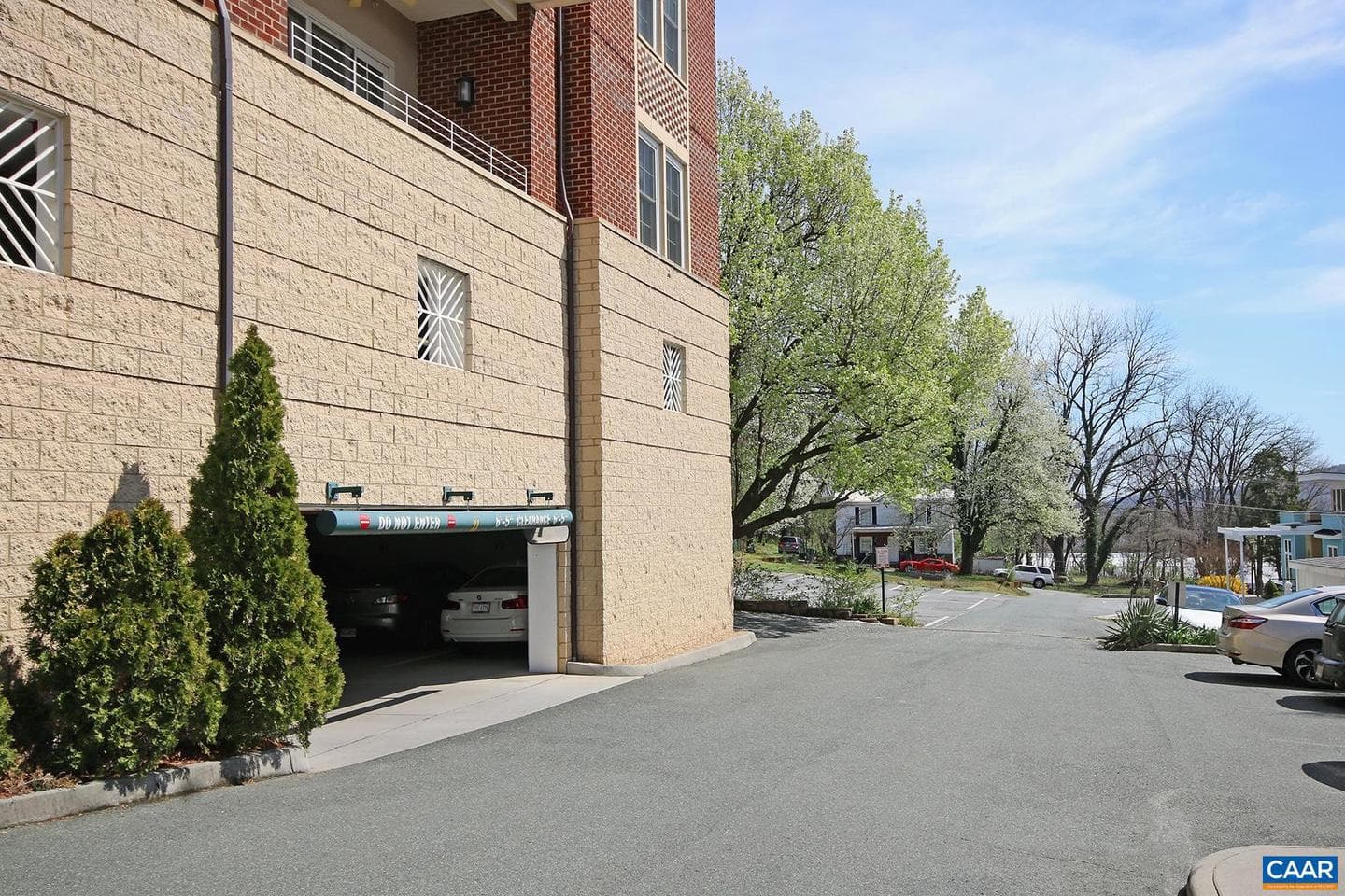 1001 E Market St #1 photo 20