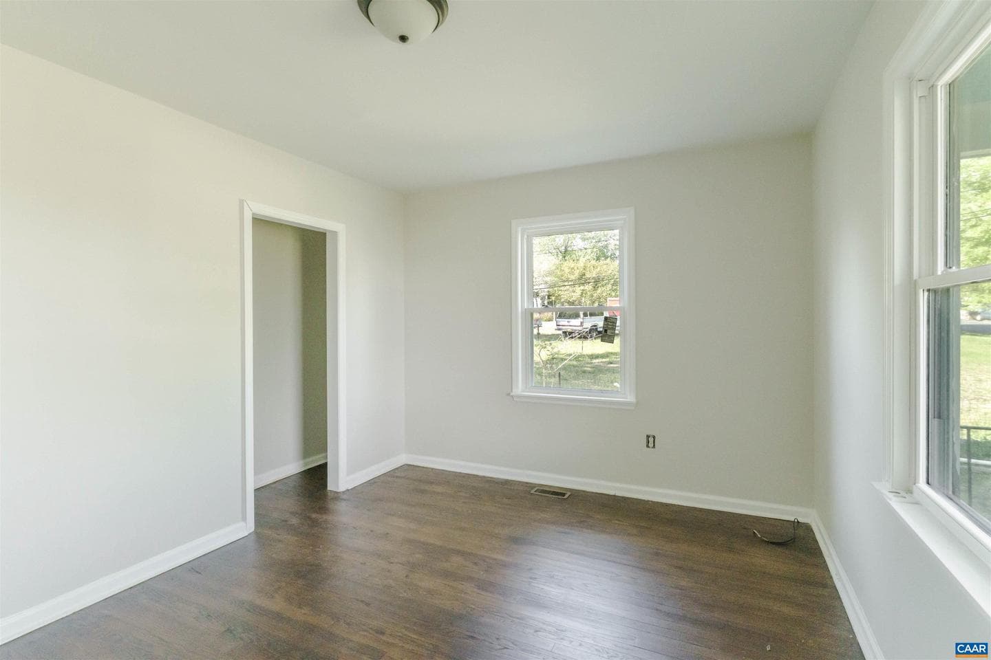 1116 Locust Ave photo 13