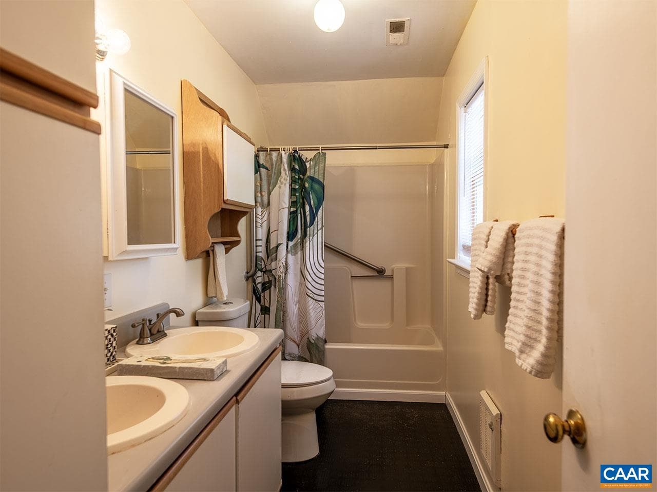 4177 Rolling Rd photo 28