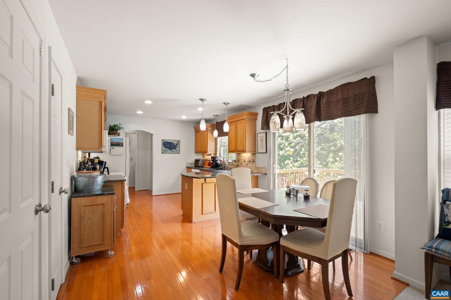 10129 Spring Dr photo 16