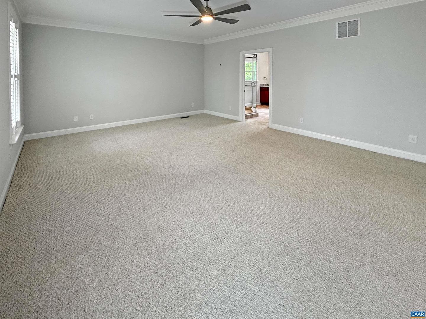 1025 E Pelham Dr photo 18