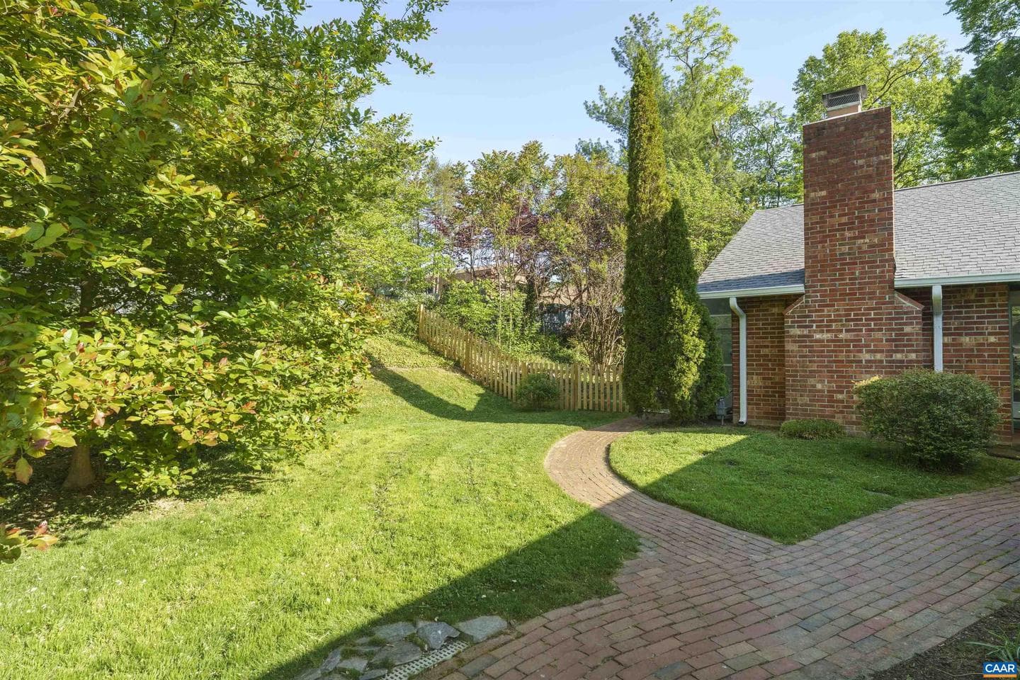 279 Tennis Dr photo 25