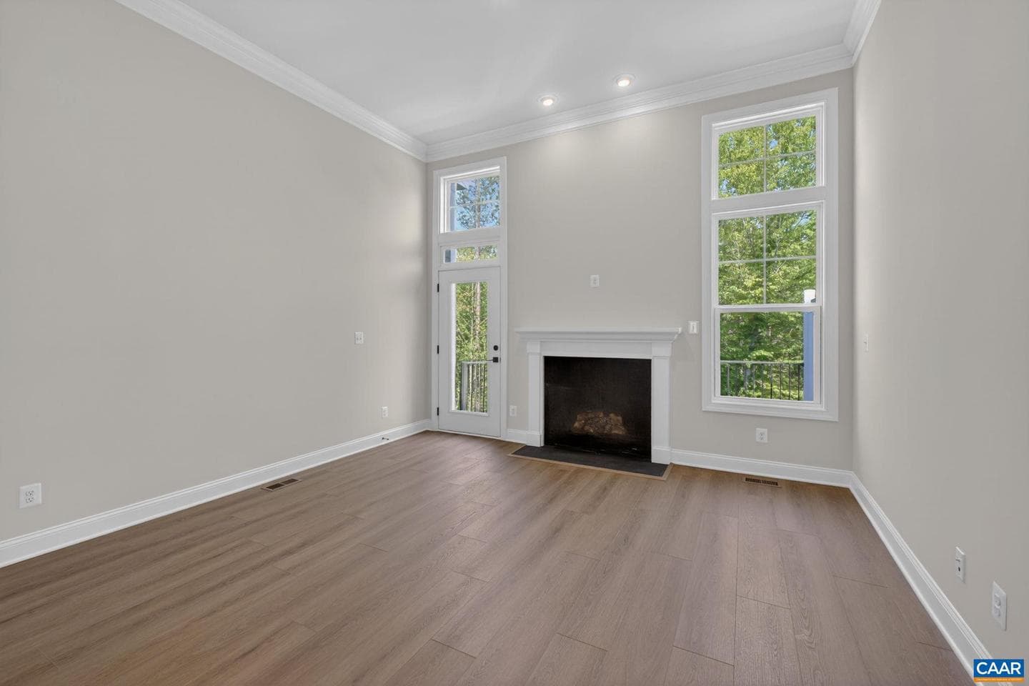 1390 Marcella St photo 21