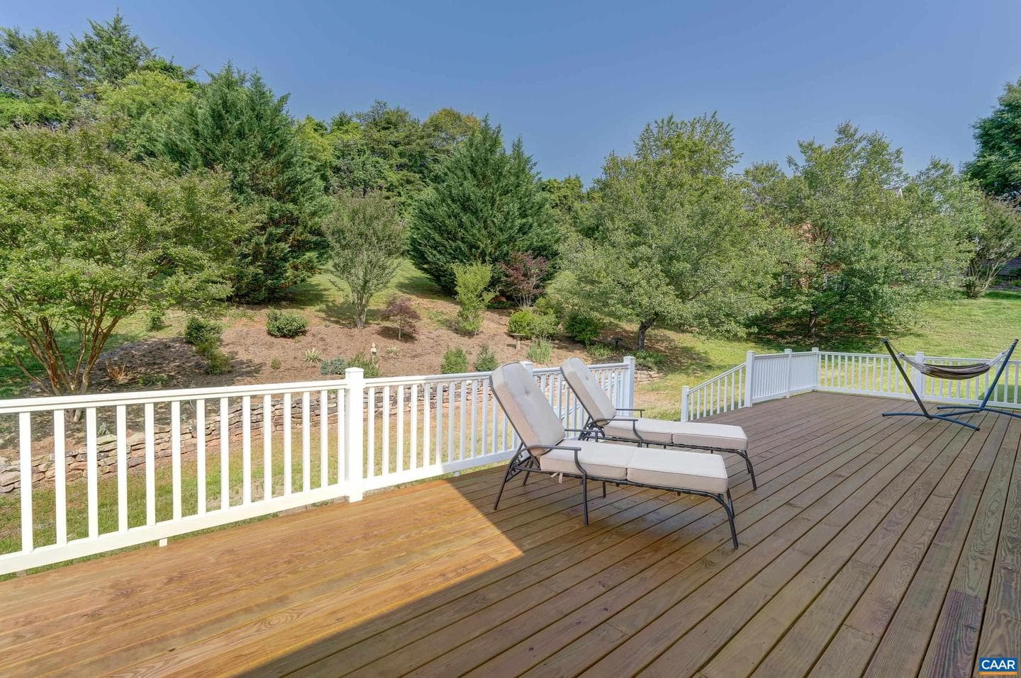 455 Foxdale Ln photo 24