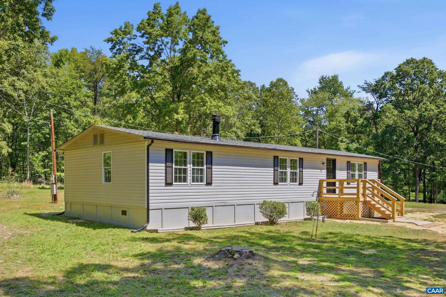 144 Alex Dr, Louisa