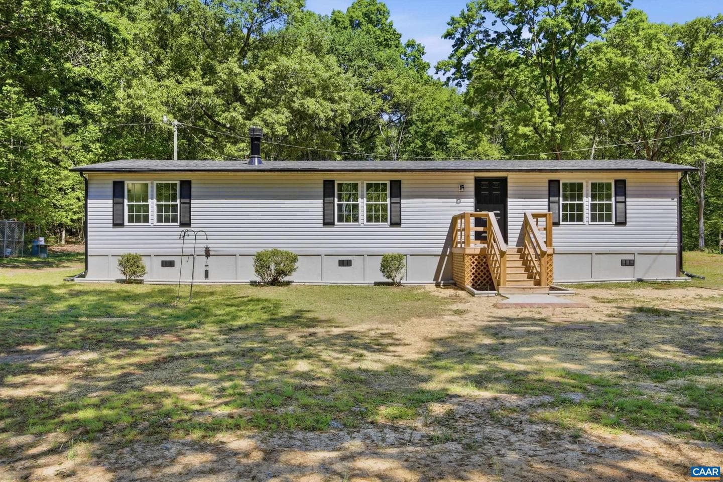 144 Alex Dr photo 28