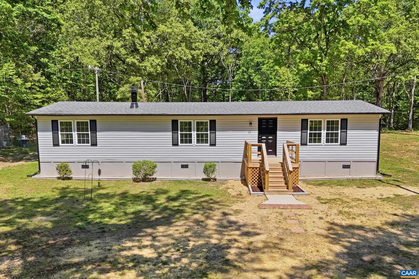 144 Alex Dr photo 32