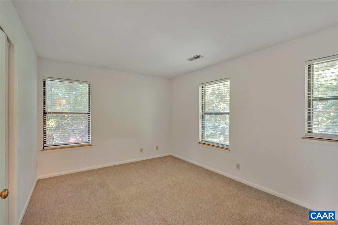 718 Exton Ct photo 10
