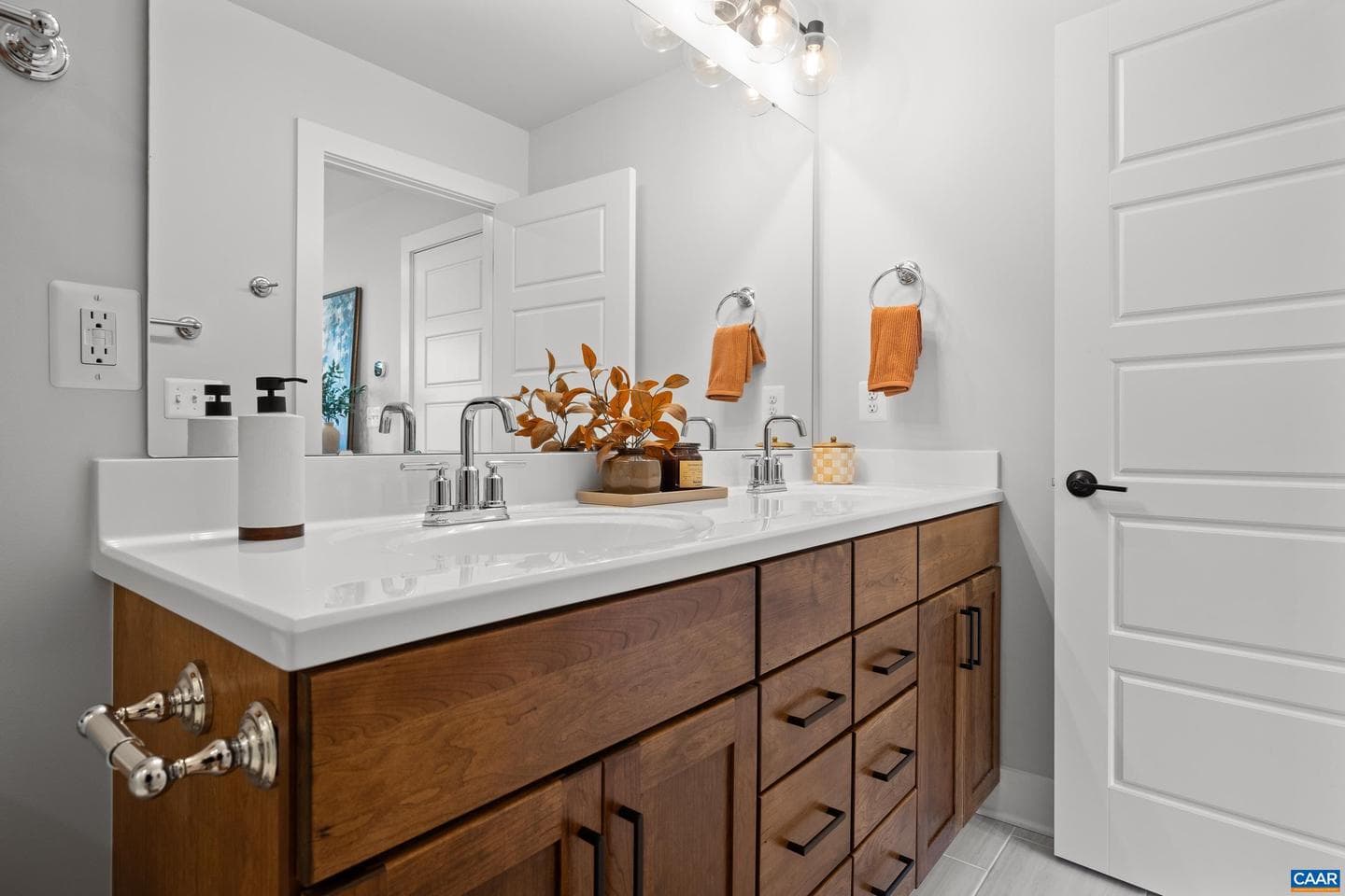 14a Larkin Ave photo 26