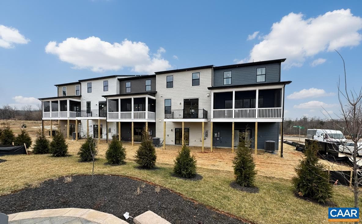 48b Miranda Crossing, Charlottesville