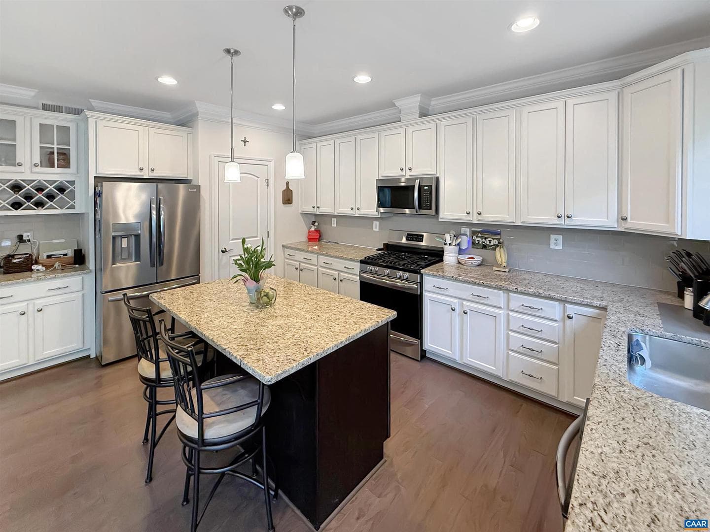 1239 Penfield Ln photo 7