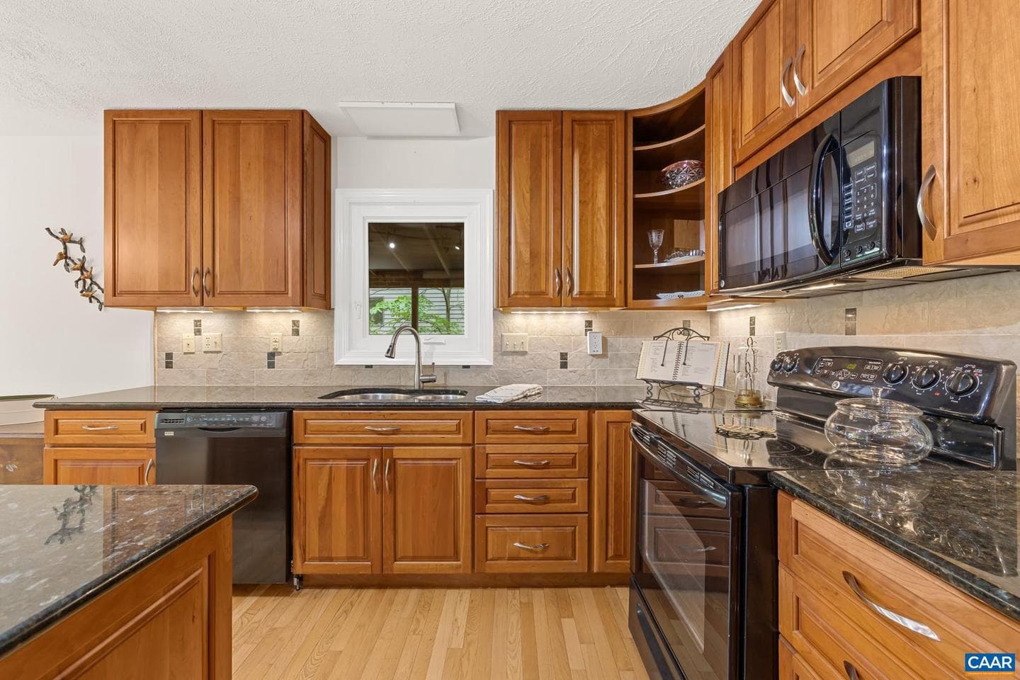 4 Lakeview Cir photo 17