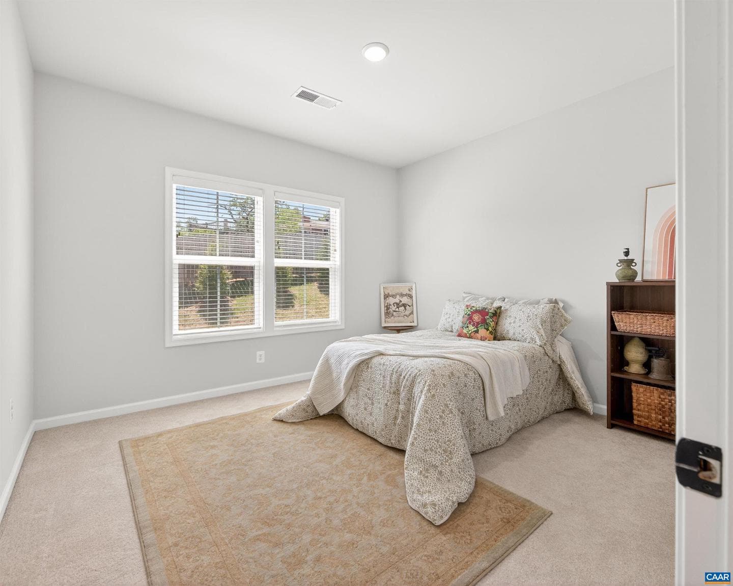 4746 Loyola Way photo 10