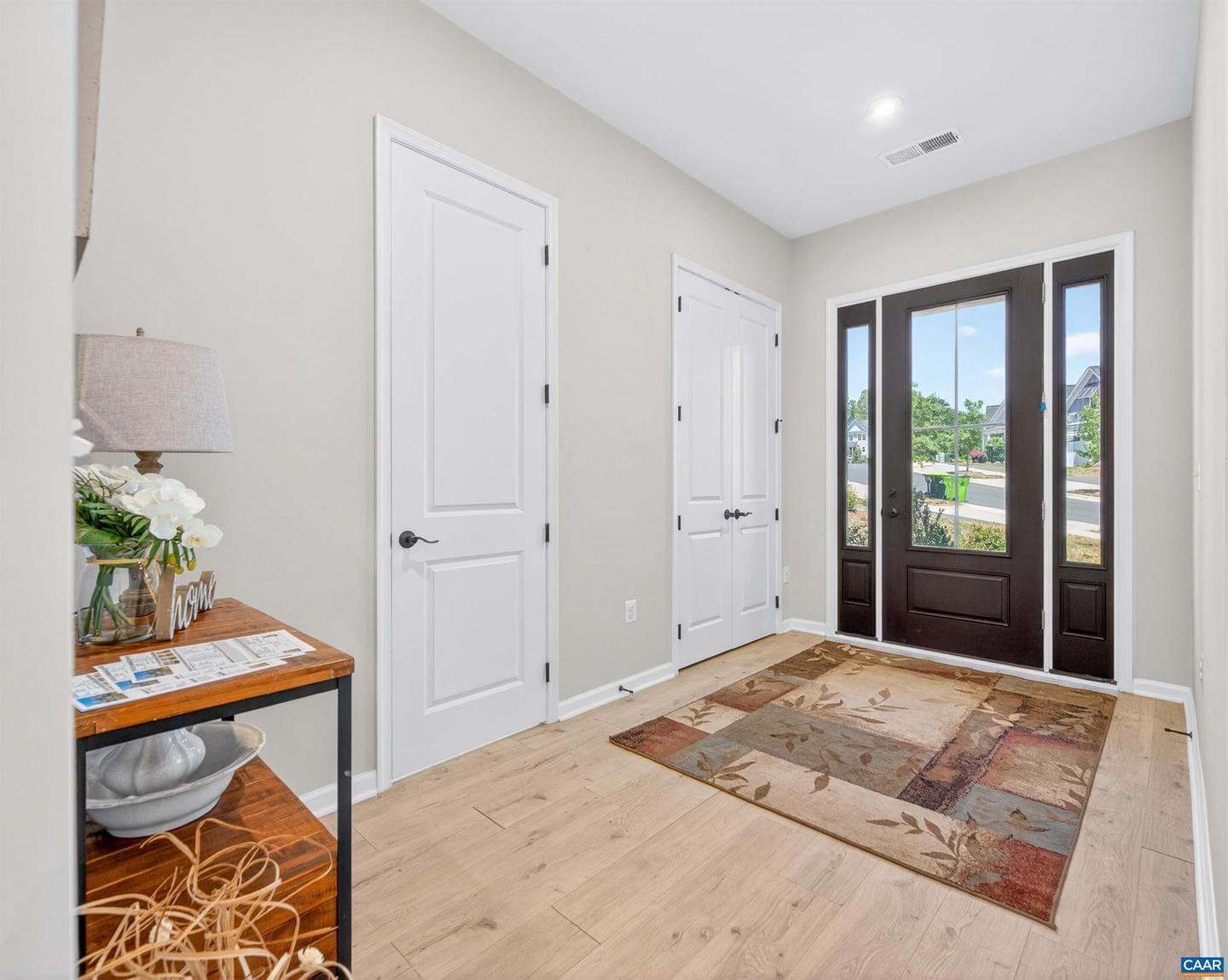 4746 Loyola Way photo 16