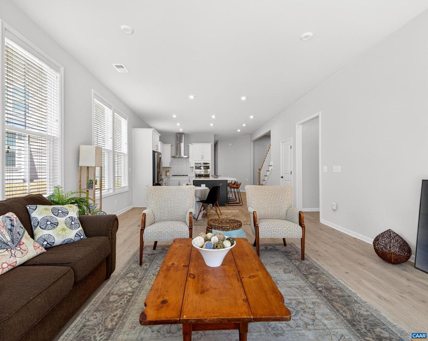 4746 Loyola Way photo 31
