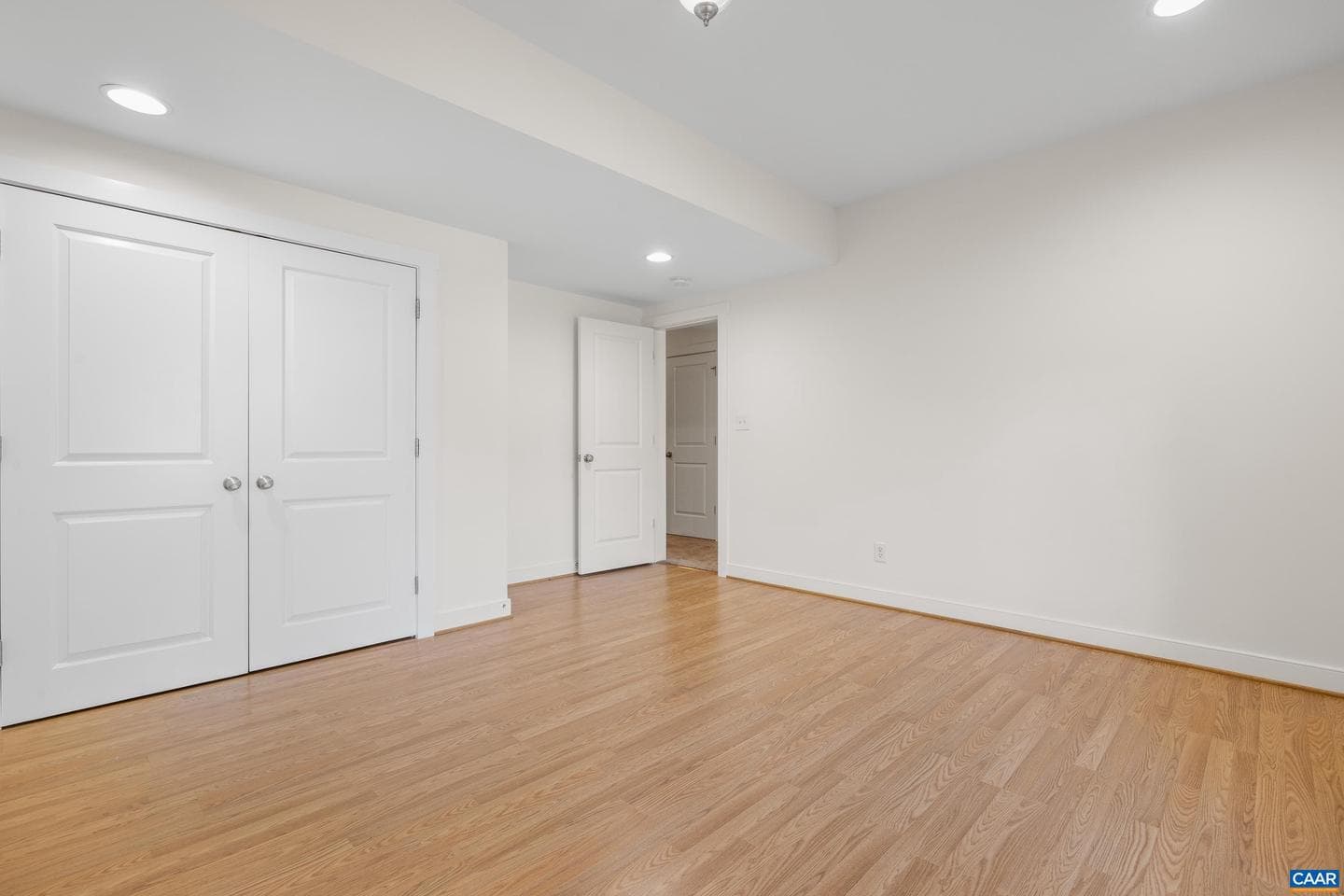 653 Tyree Ln photo 37