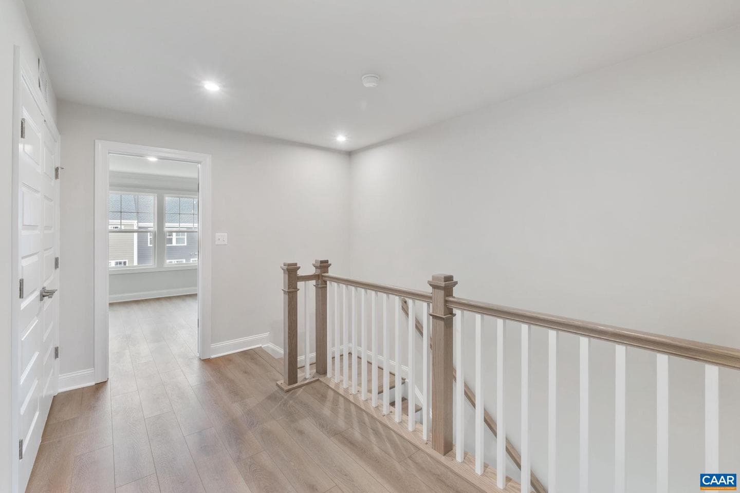 3615 Hilah Ln photo 31