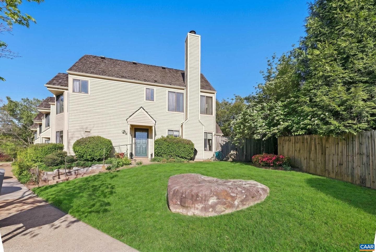 1241 Chatham Rdg photo 3